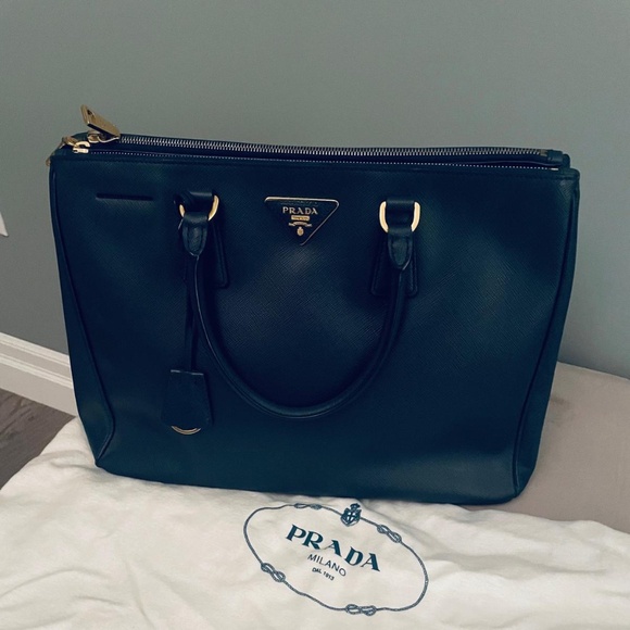 Prada Saffiano Galleria Double Zip Large tote - Picture 1 of 5